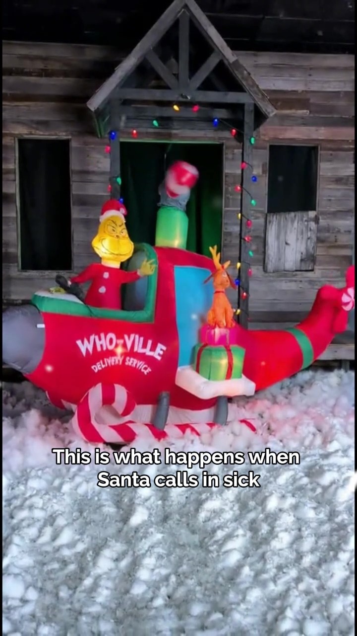 Perfect for front yards, lawns, or outdoor Christmas displays, this larger-than-life 10FT Animated Inflatable Grinch in Helicopter Decoration adds playful Dr. Seuss charm and unforgettable festive fun to your holiday décor.